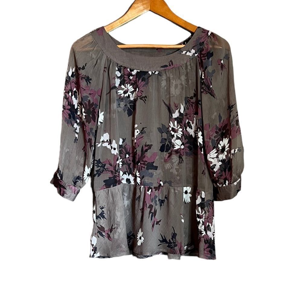 RW&CO. floral sheer blouse. Size small‎